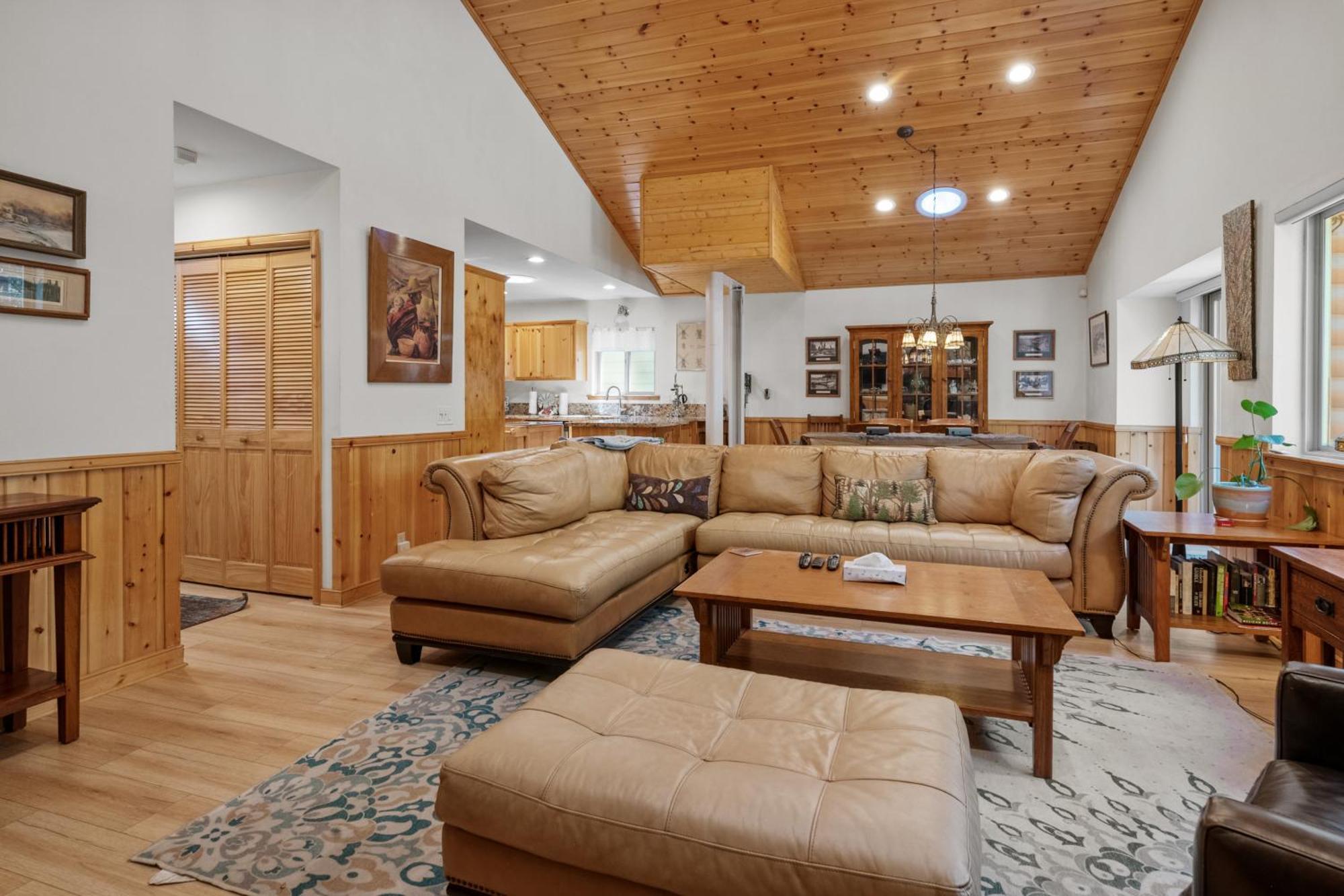 Treetop Bearadise - Best Mountain Living In A Nicely Furnished And Decorated Home Big Bear Lake Bagian luar foto